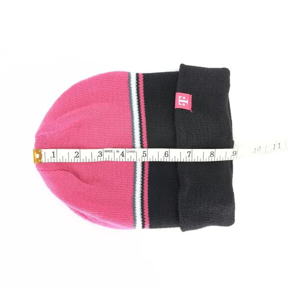 T-Mobile Reversible Unisex One Size Magenta & Black Knit Beanie Winter Hat - New - Picture 10 of 13